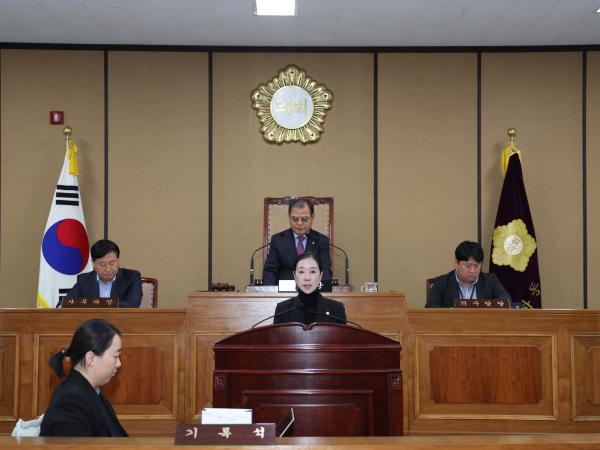 2025.11.21. 제345회 하동군의회 임시회 제2차 본회의 3