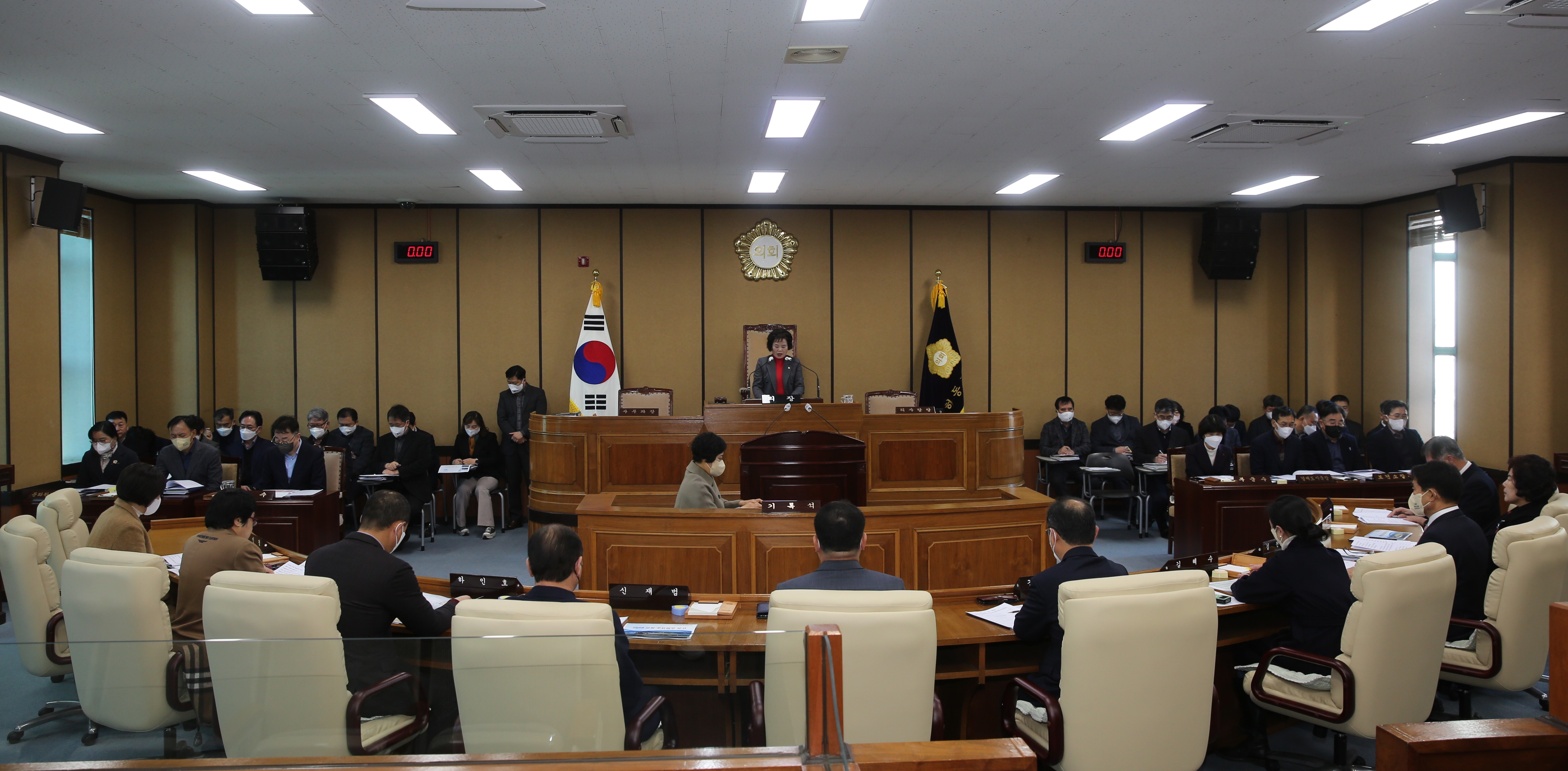 하동군의회 새해 첫 임시회 개최 1