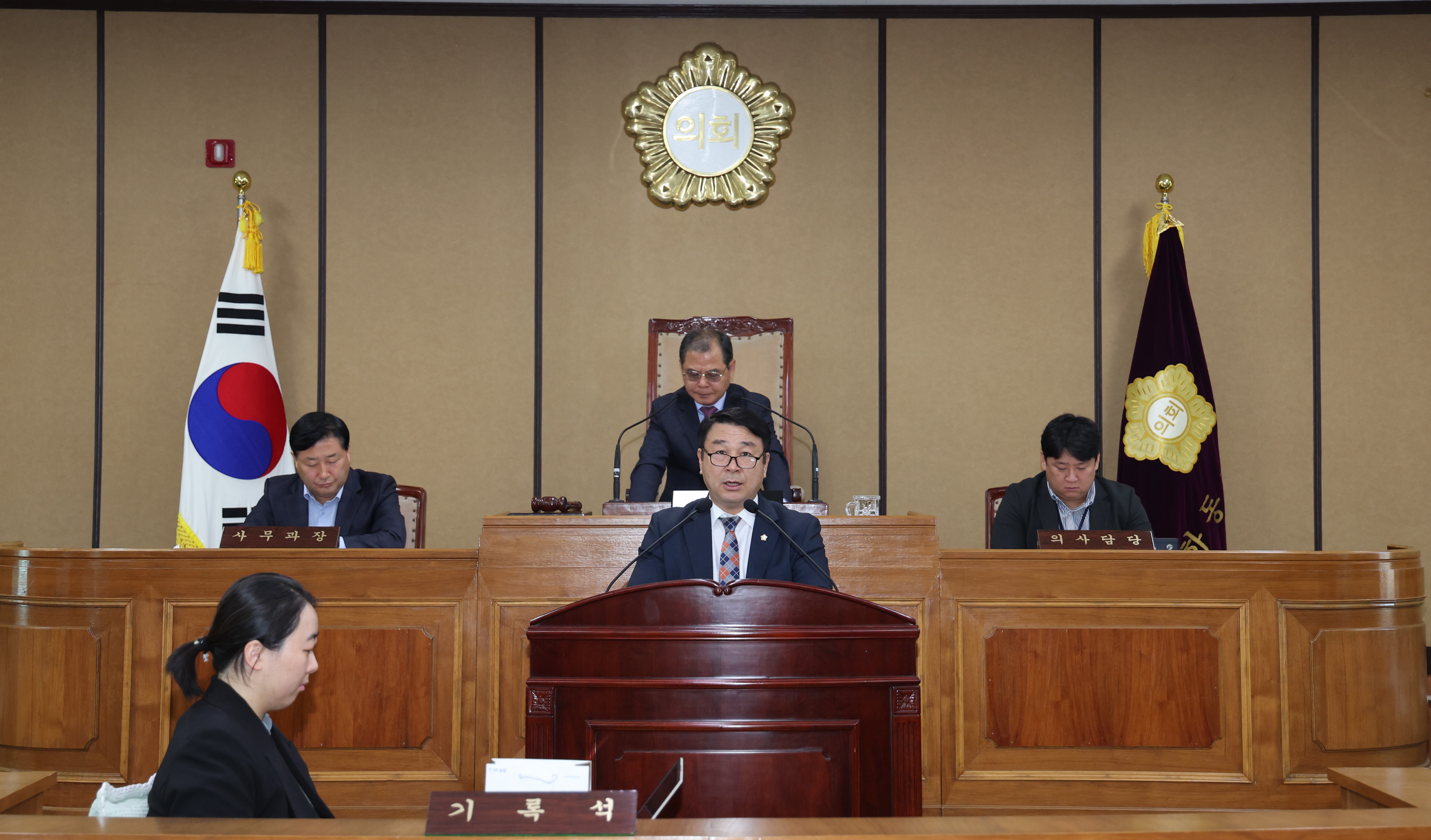 2025.11.21. 제345회 하동군의회 임시회 제2차 본회의 1