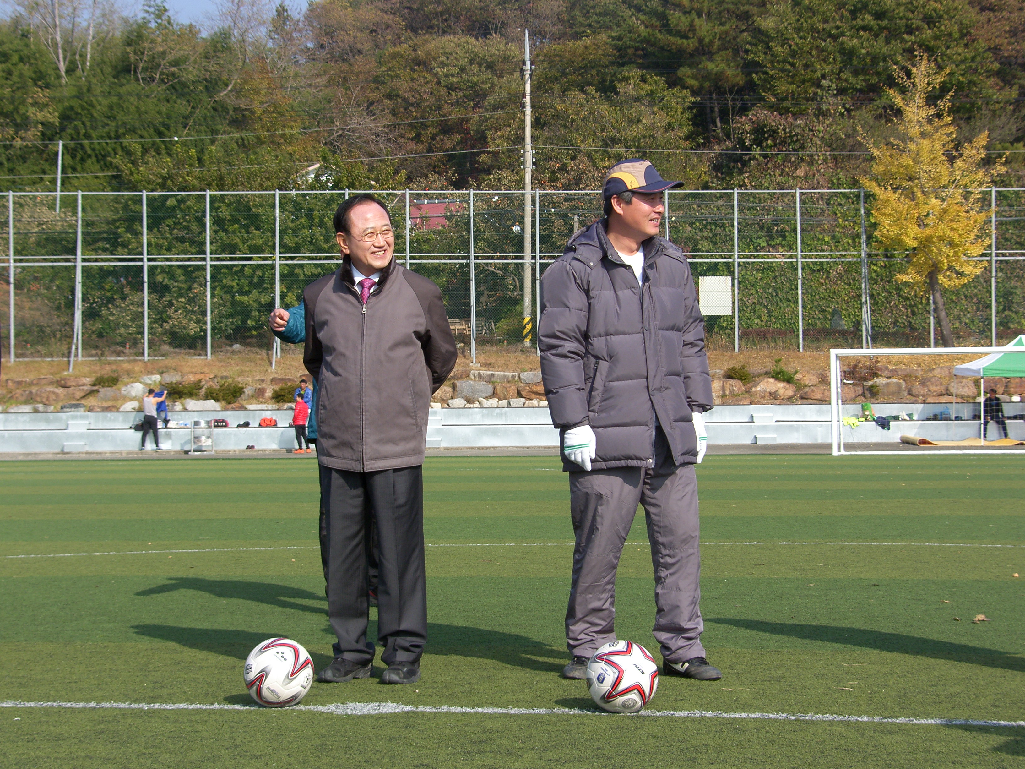 '13년 협회장기 직장별 축구대회 인조구장(이정훈, 군수님 시구식) 1