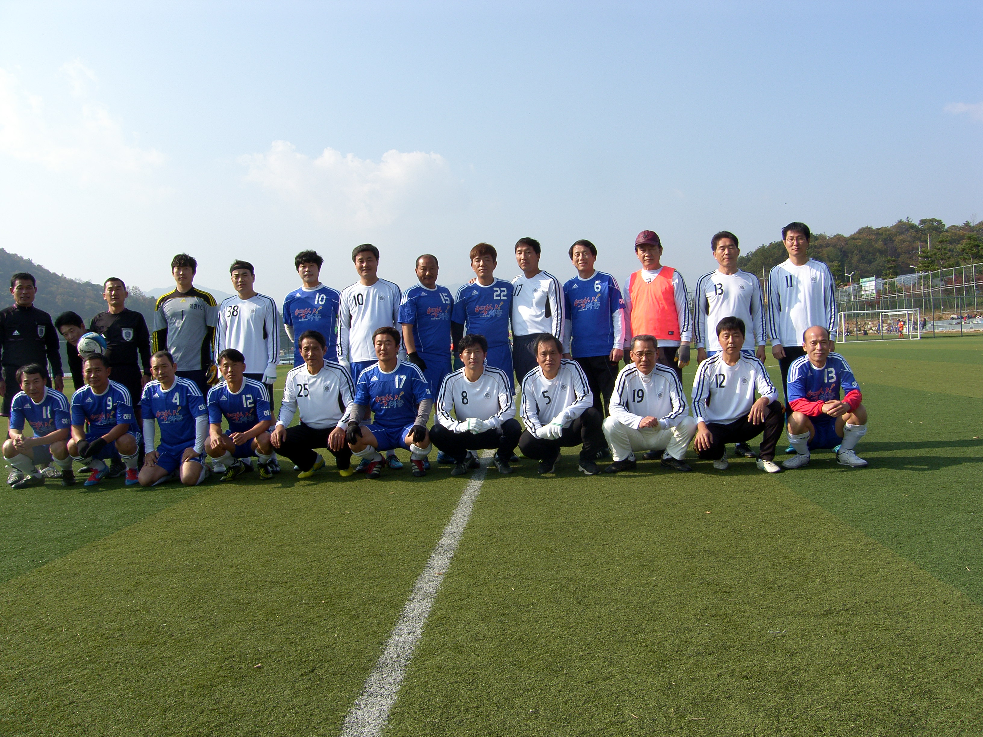 '13년(11.15일) 협회장기 직장별 축구대회 인조구장 2차전 군청팀과 경기직전 1