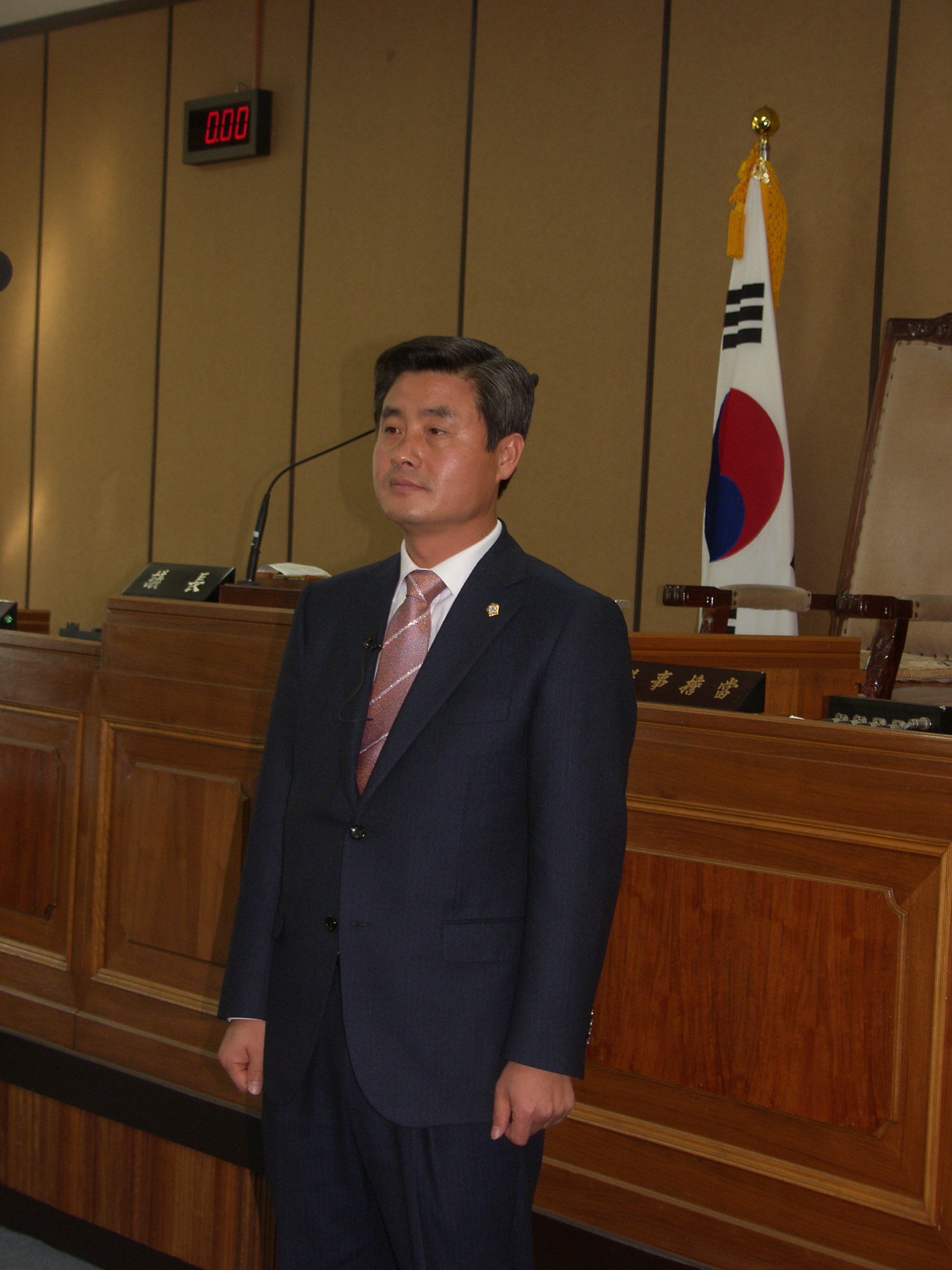 제218회(2차정례회) 1차본회의 후 인텨뷰 장면(이정훈의장) 1