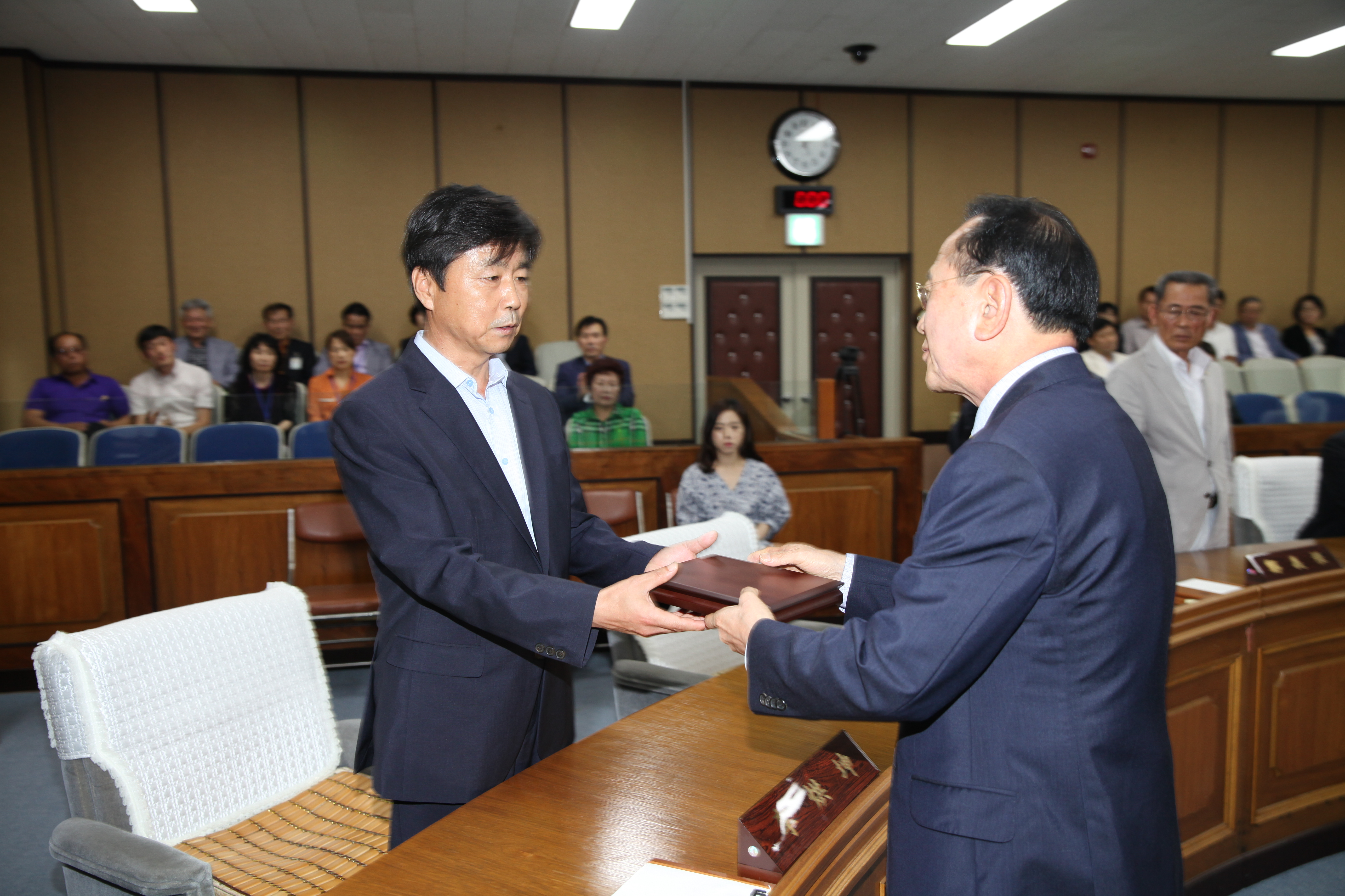 제6대 폐원식('14. 6.26)본회의장 1