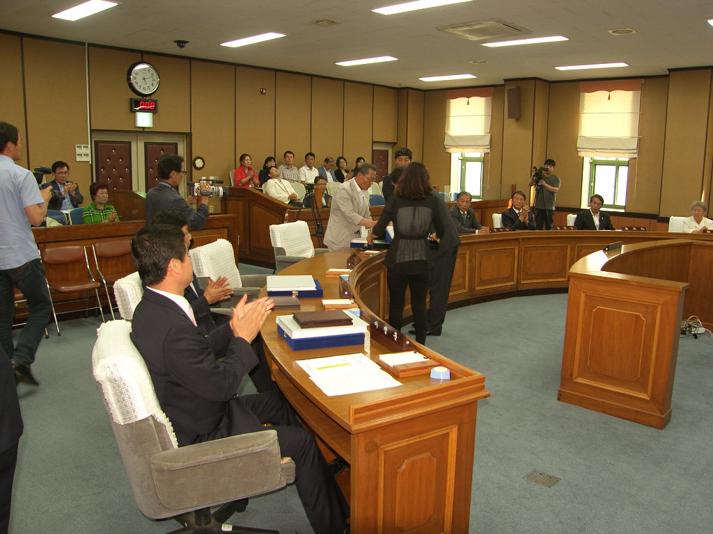 제6대 폐원식('14. 6.26)본회의장 1