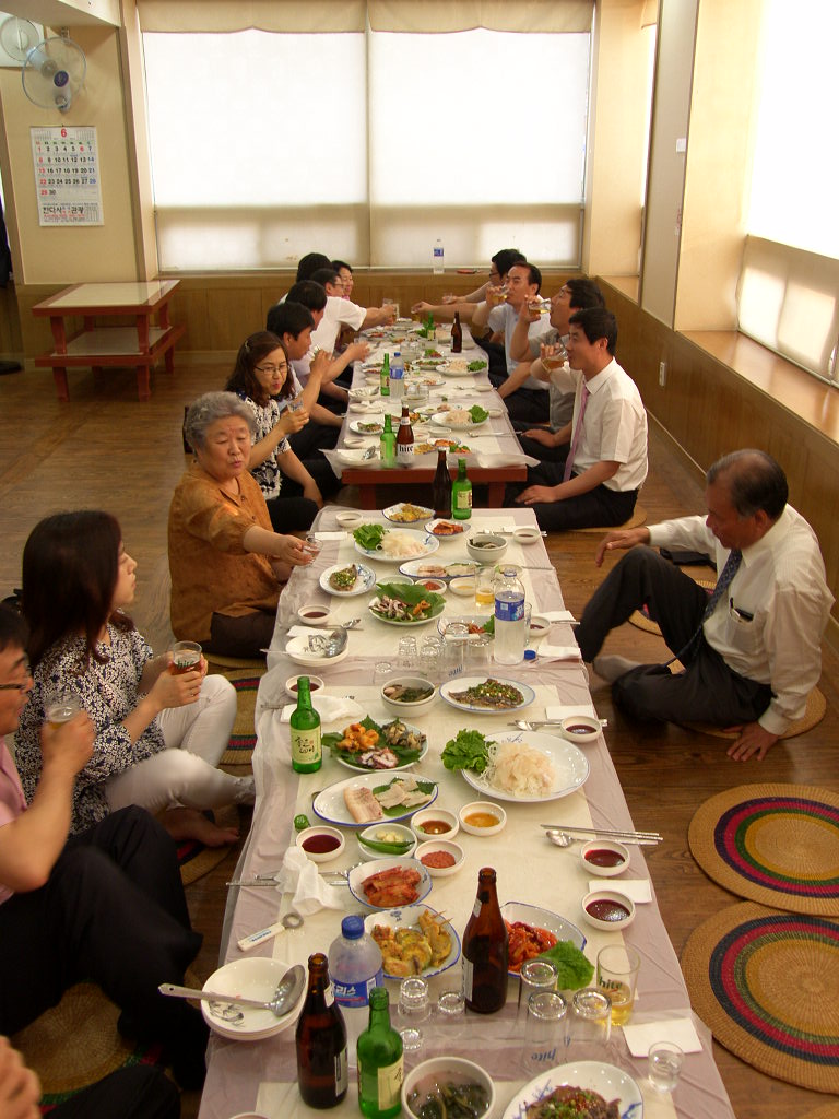 제6대 폐원식 후 일신식당에서 만찬('14. 6.26) 1