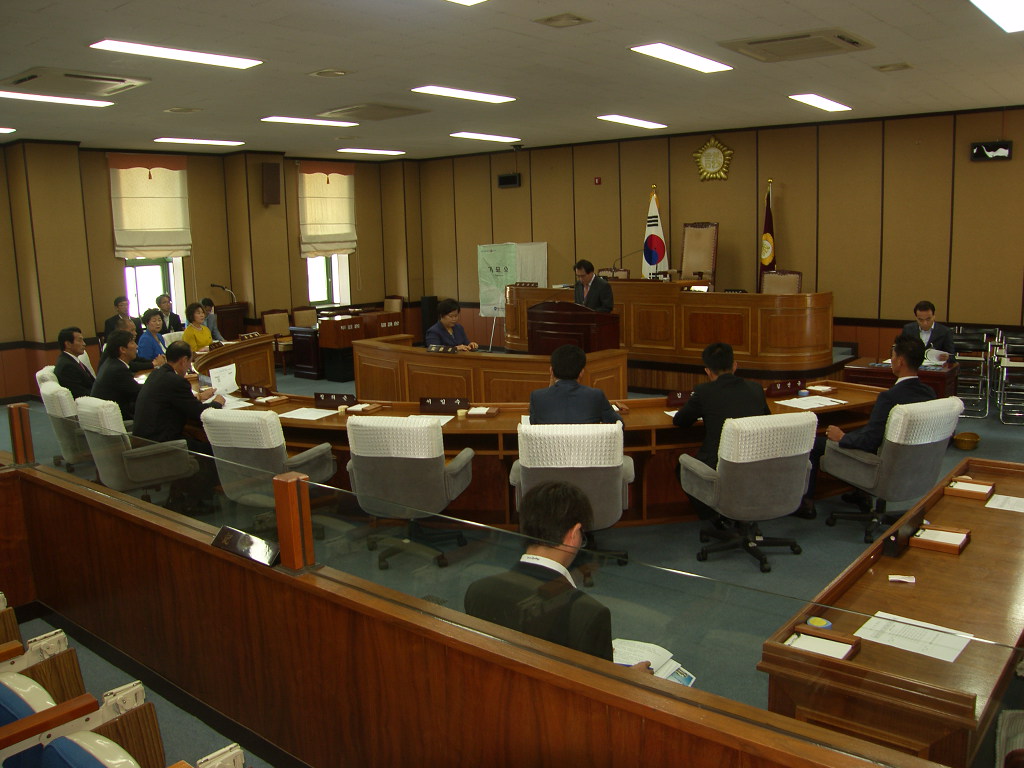 제225회 하동군의회 임시회('14. 7.1-의장단 선거) 1