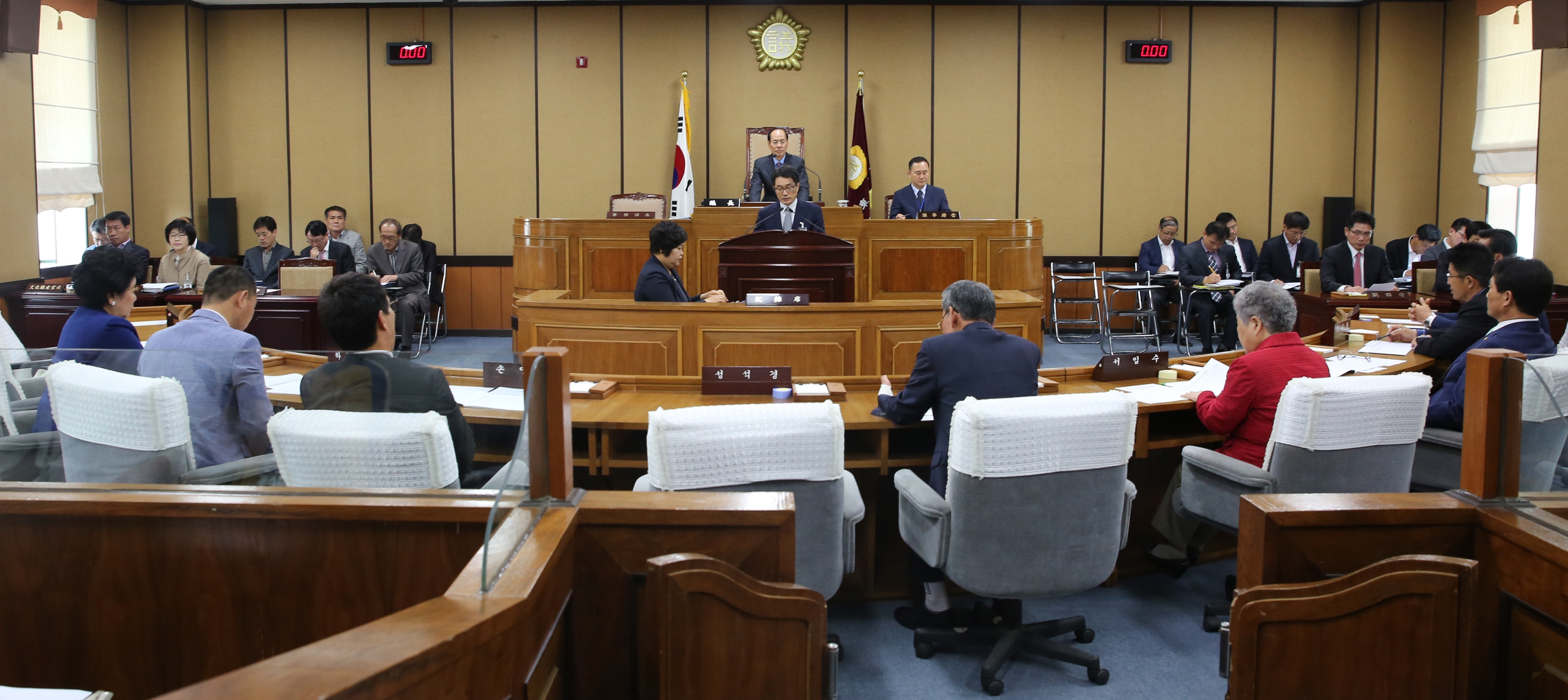 2016. 4. 20. 제243회 임시회 제1차 본회의 1