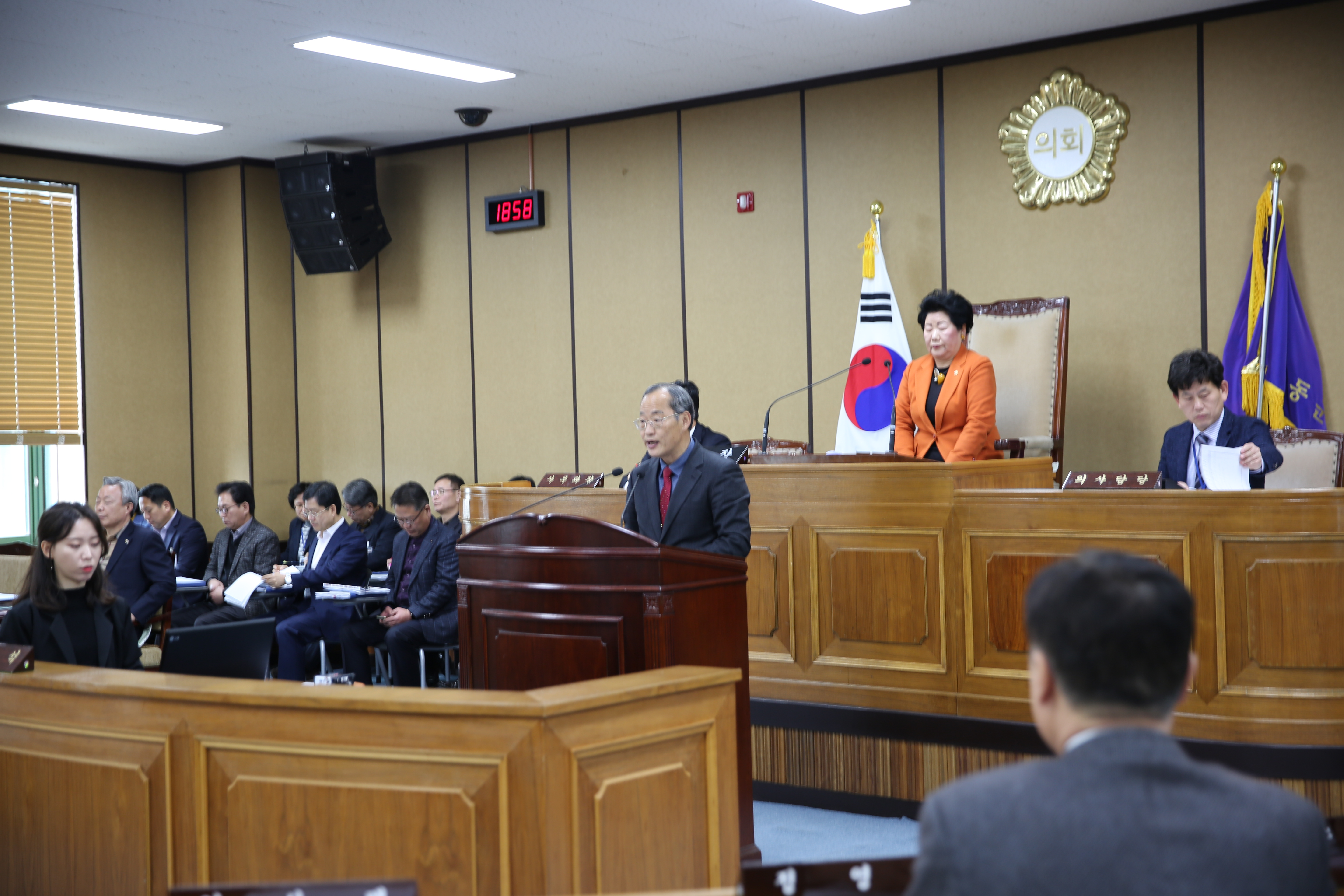 2019. 1. 25. 제277회 하동군의회 임시회 제5차 본회의 군정질문(이학희 의원님) 1