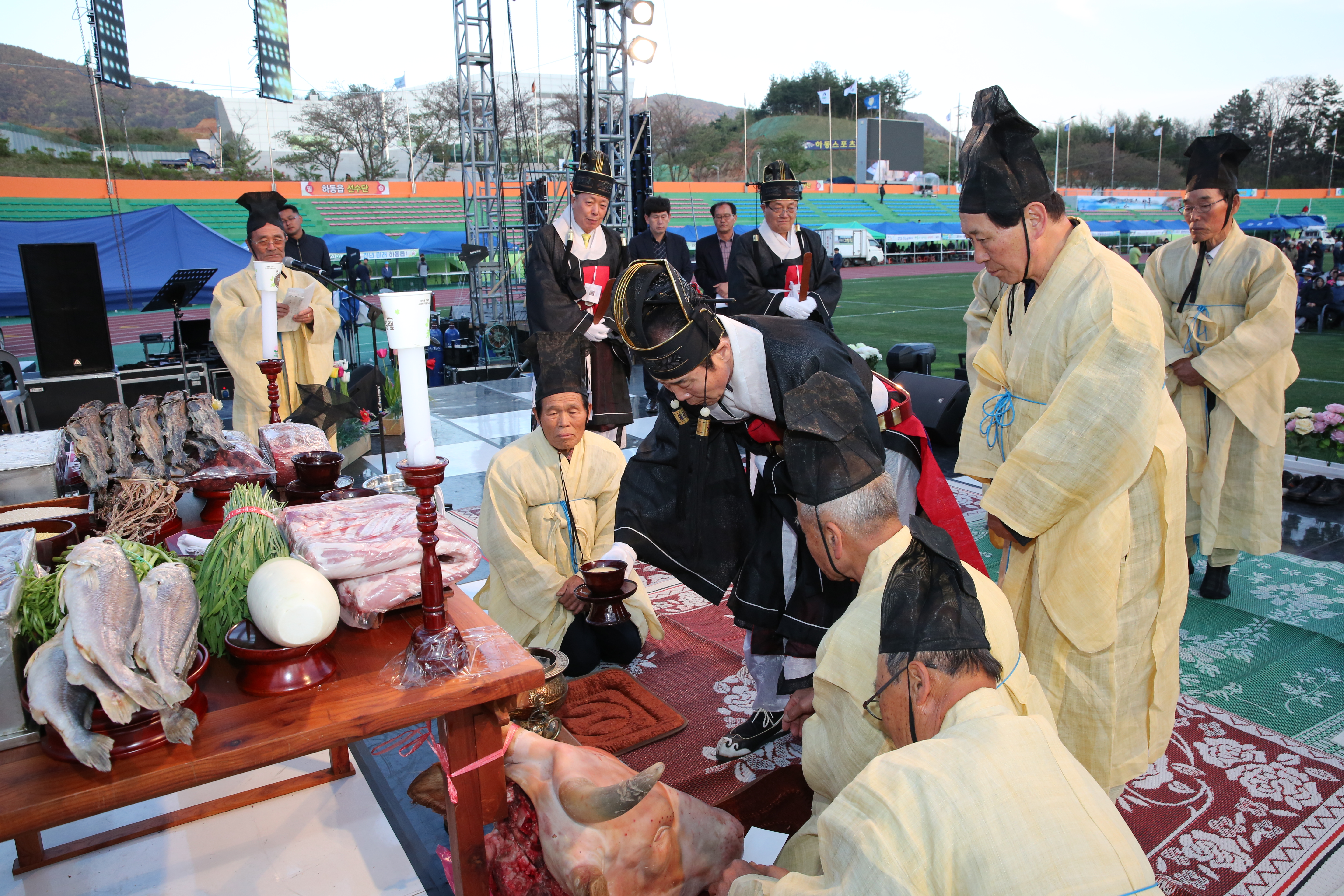 2019. 4. 14. 군민의날 전야제 1