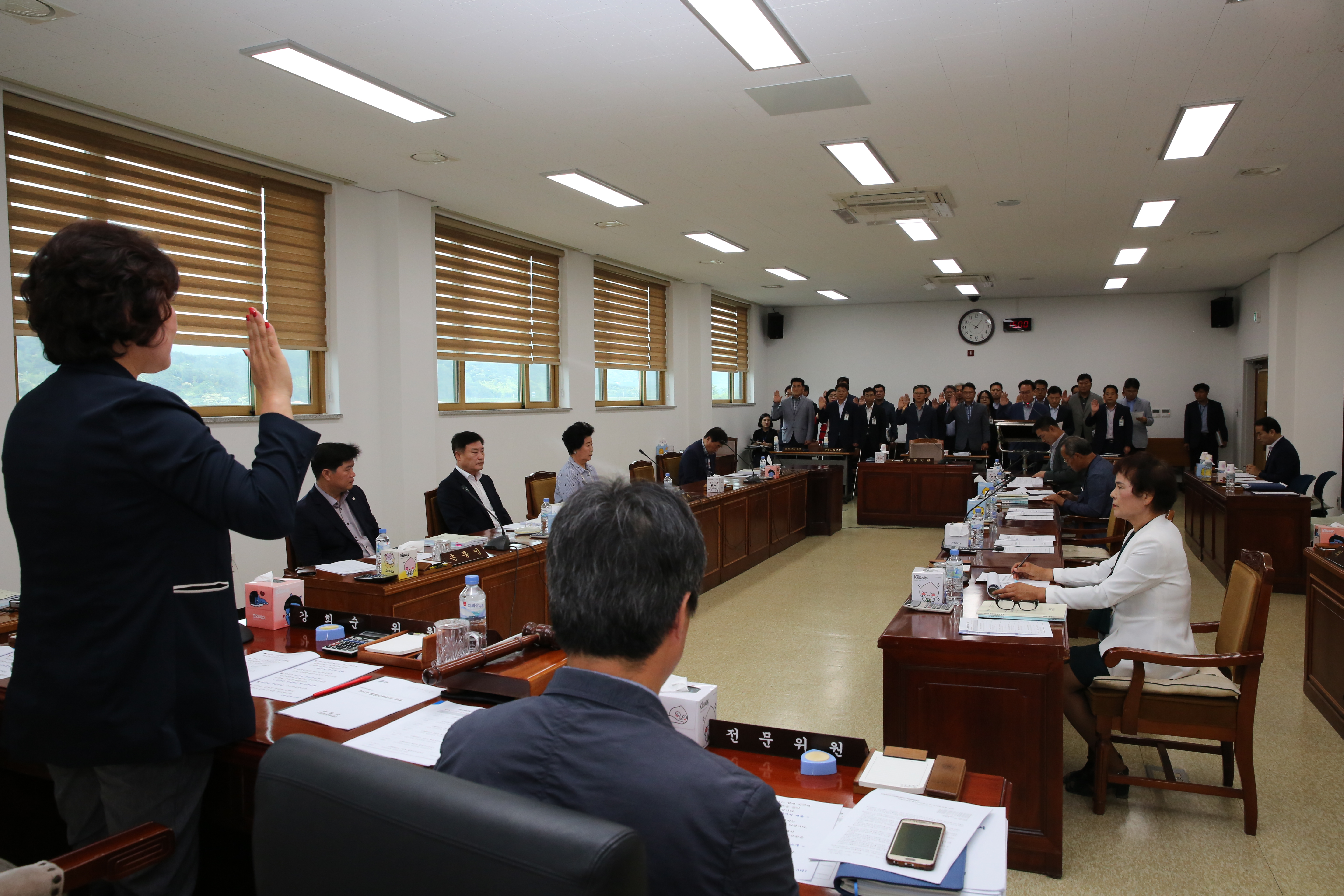 2019. 6. 11. 제281회 하동군의회 제1차정례회 제1일차 행정사무감사 특별위원회 1