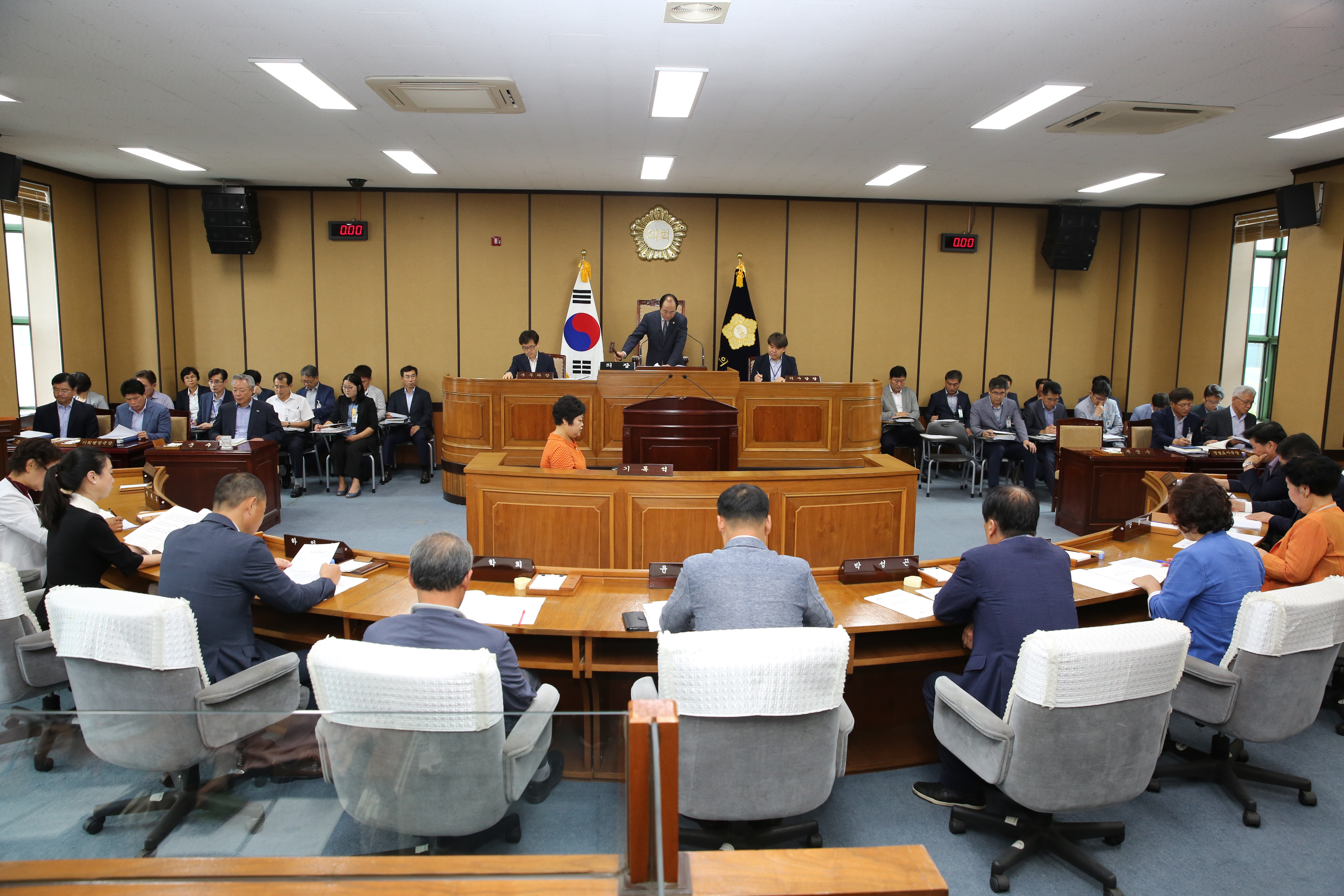 2019. 8. 27. 제283회 하동군의회 임시회 제1차 본회의 1