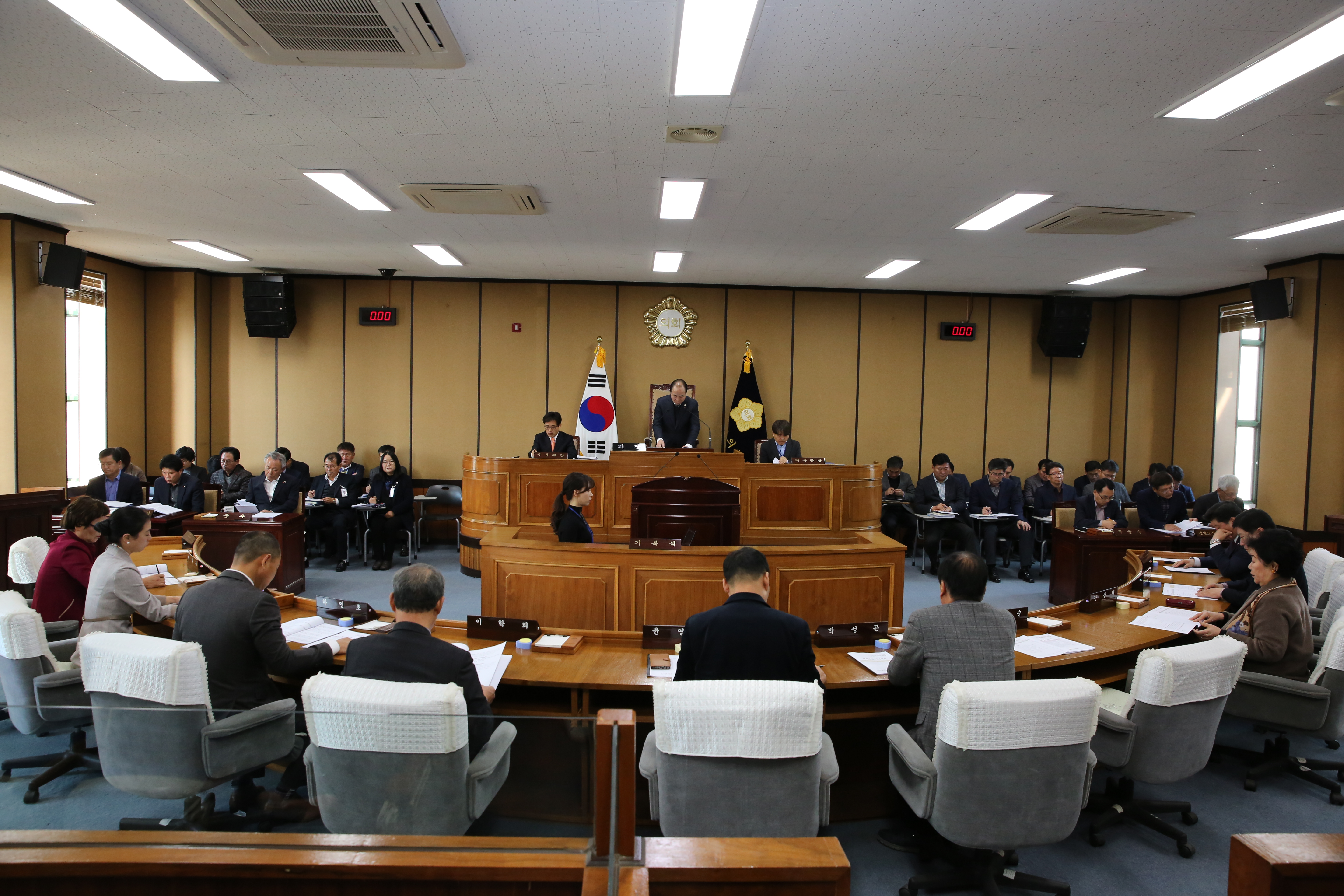 2019. 12. 13. 제286회 하동군의회 제2차 정례회 제2차 본회의 1