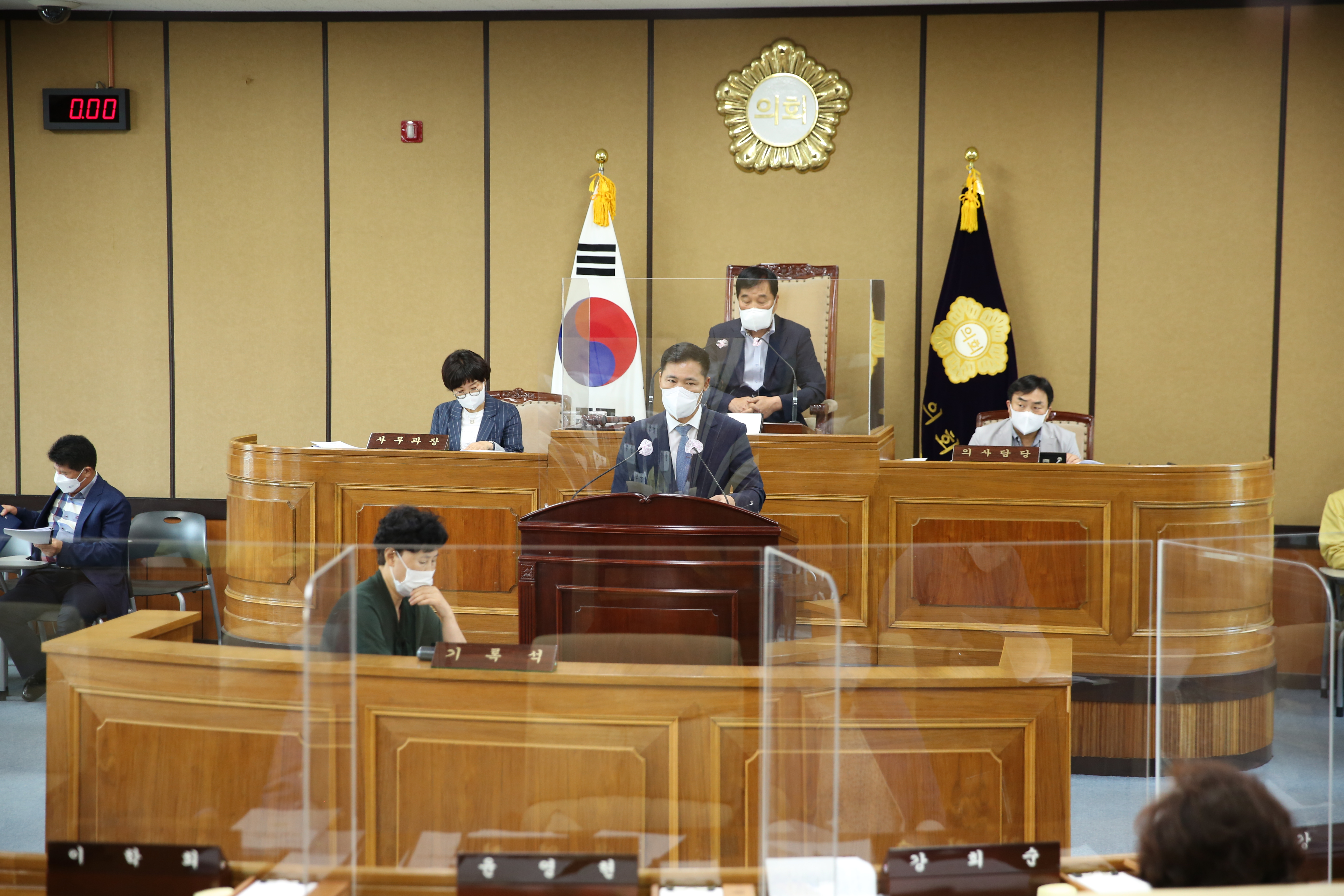 2021. 07. 28. 제302회 하동군의회 임시회 제2차 본회의(포스코의 사회적 공헌 촉구 건의문) 1