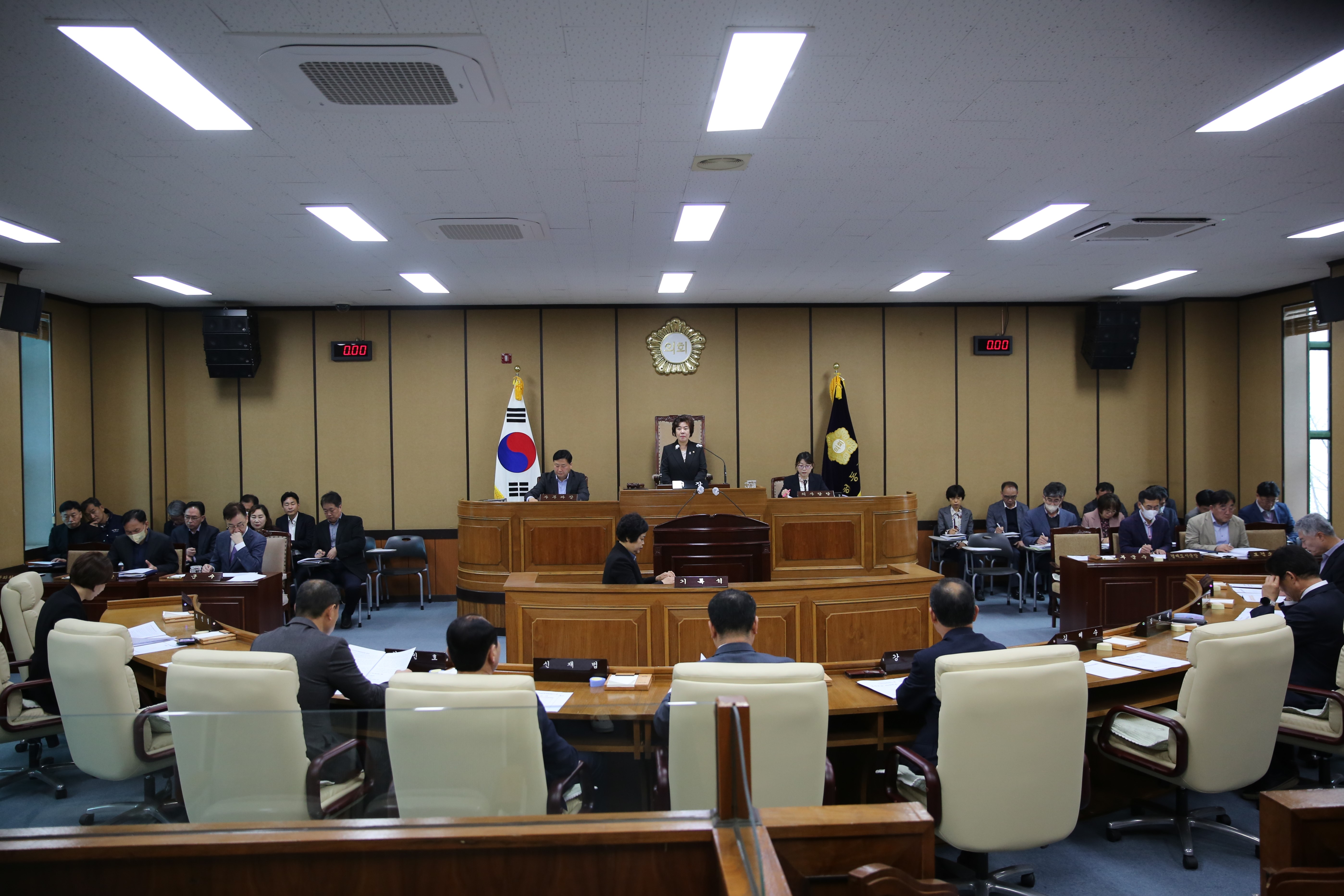 2023.03.24. 제320회 하동군의회 임시회 1