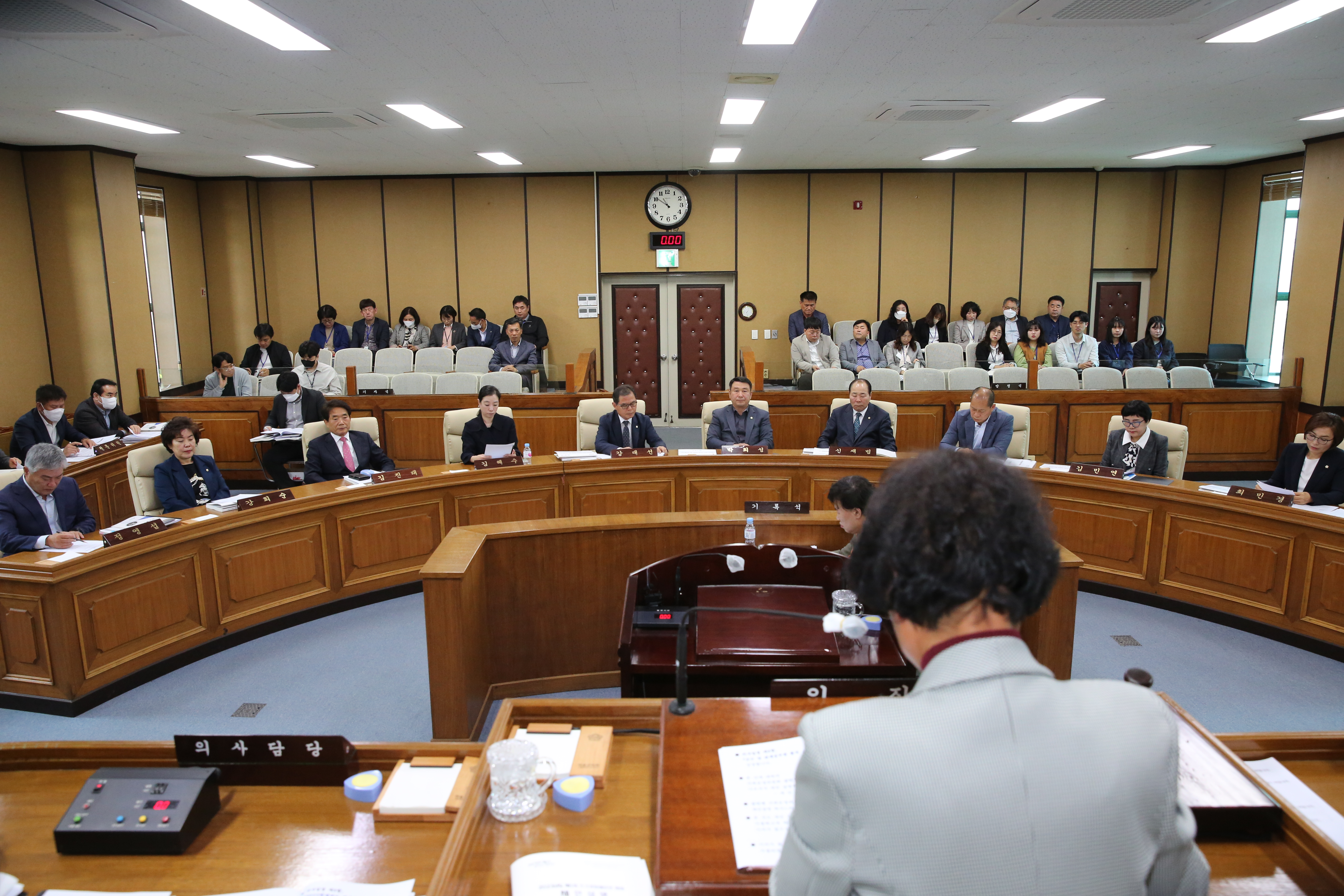 2023.04.17 제321회 임시회 1