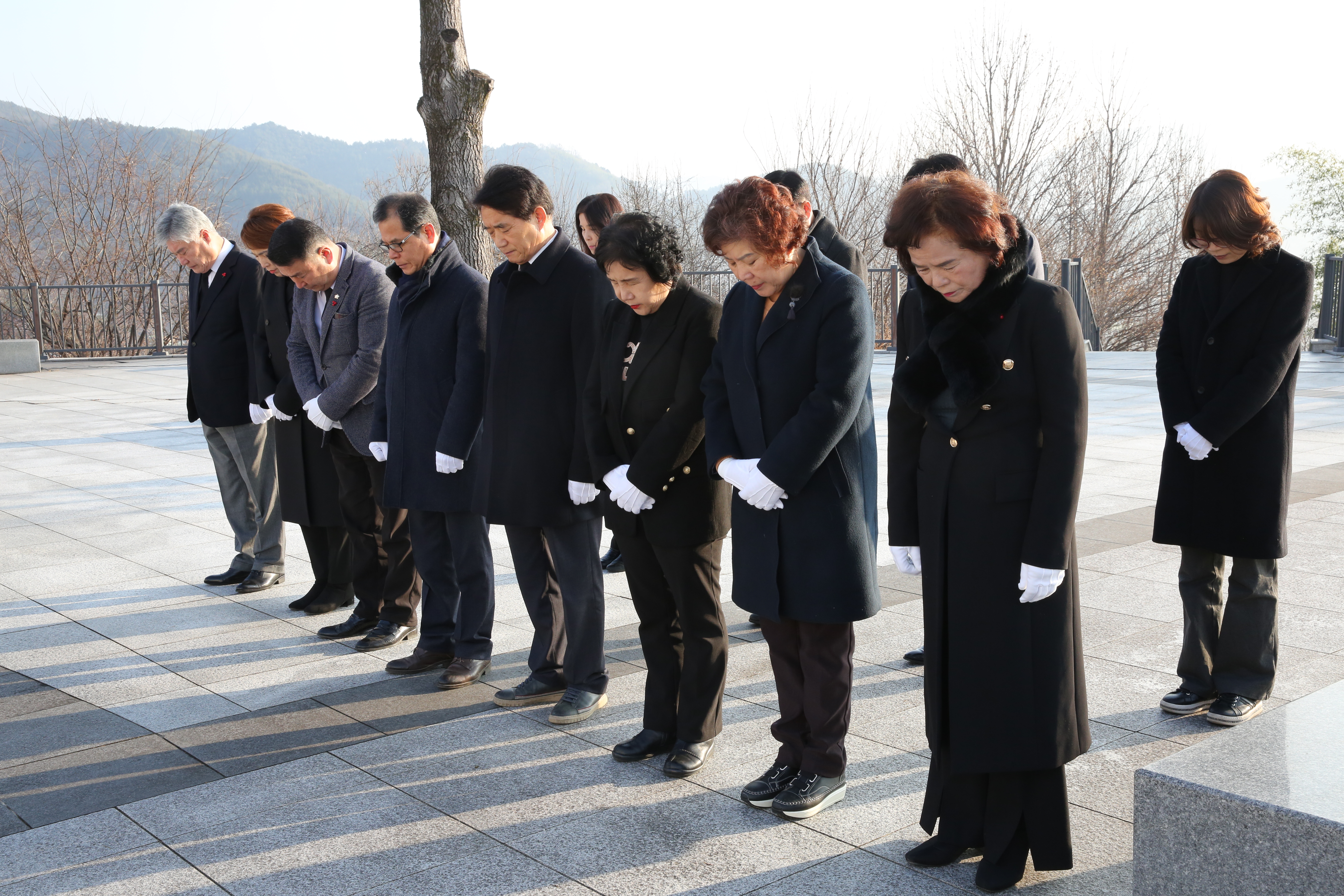 2024.01.02 충혼탑 참배 2