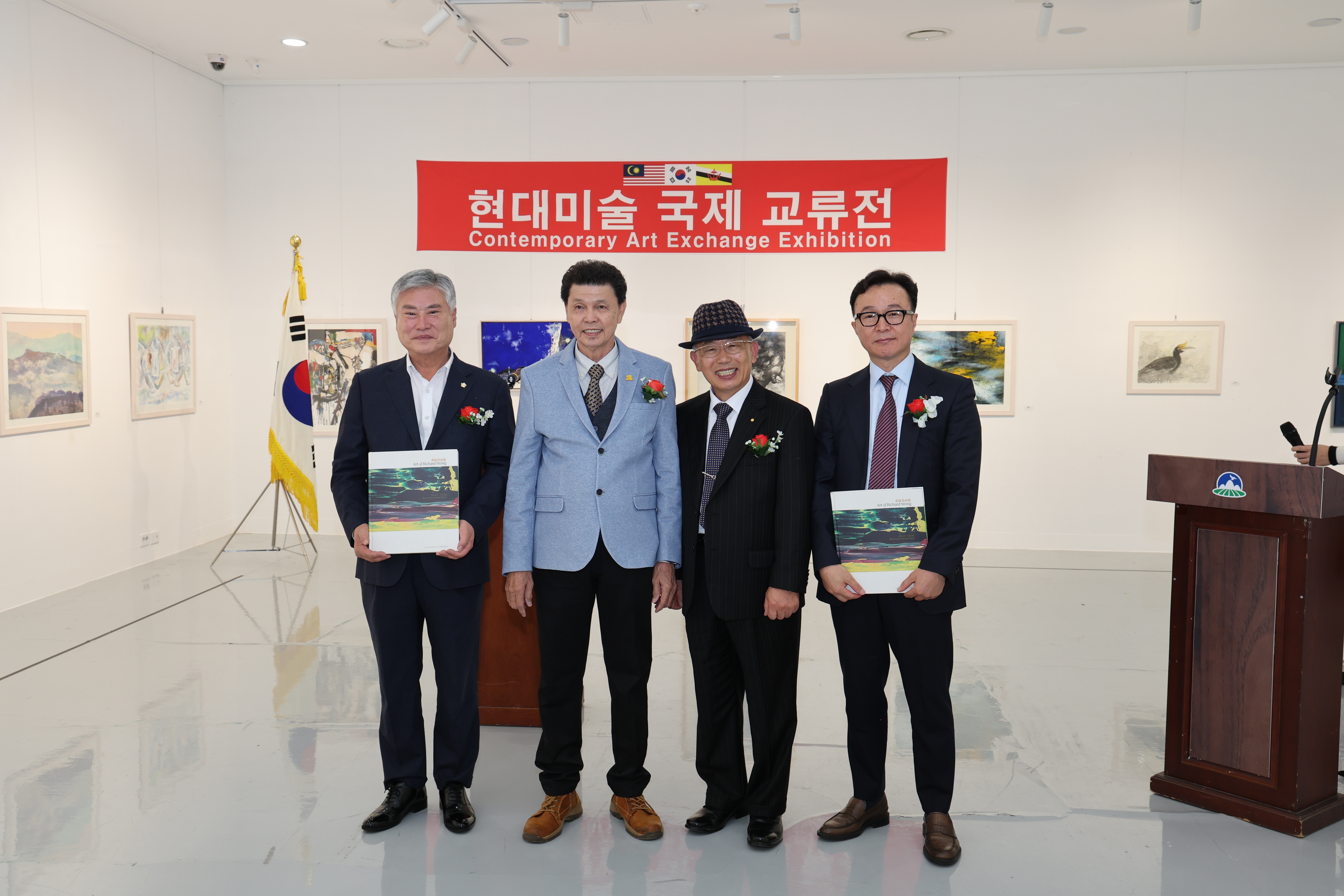 2024.11.18. 국제 문화 현대미술 교류 전시회 오픈식 1