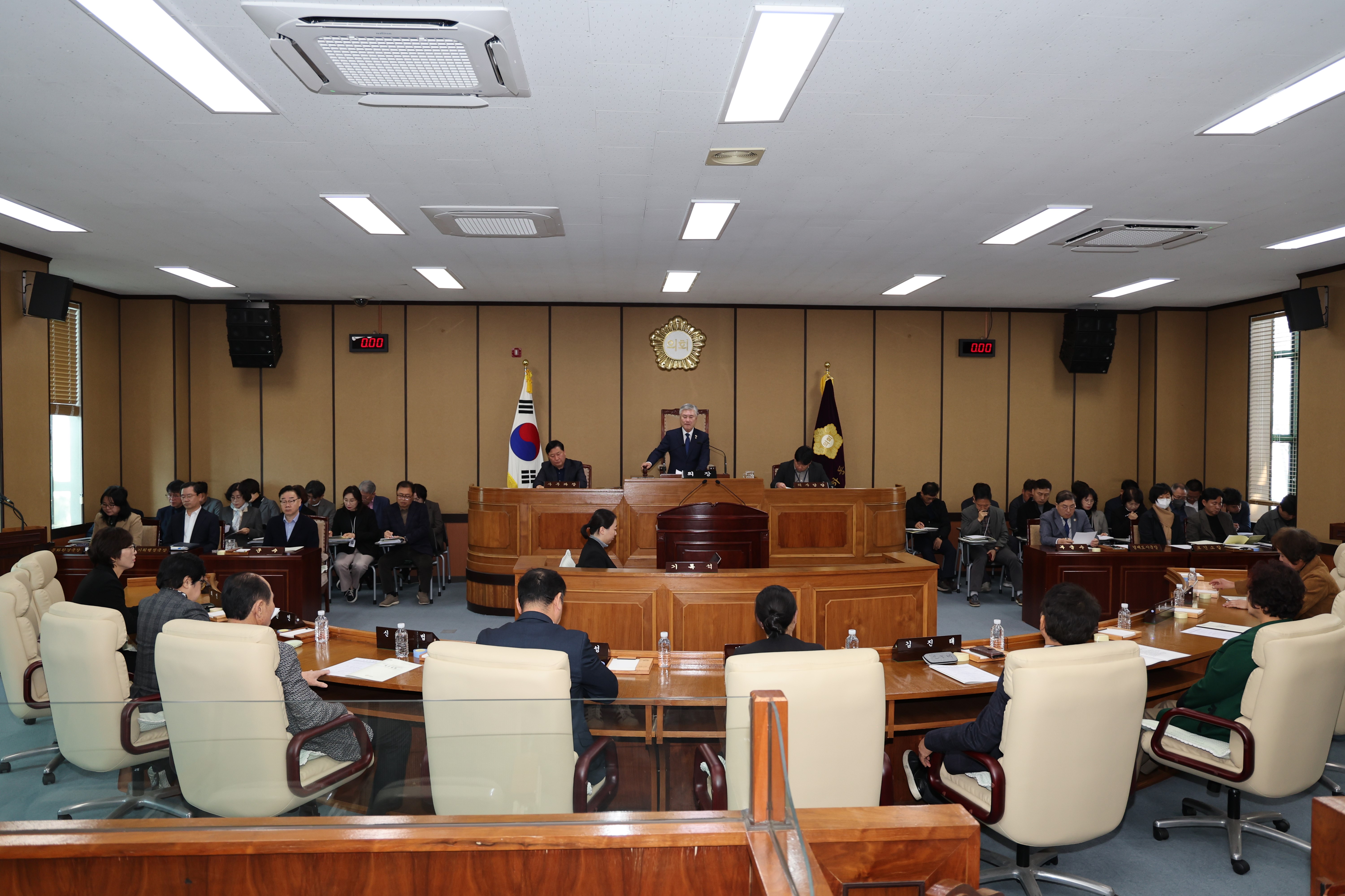 2025.11.17 제345회 하동군의회 임시회 제1차 본회의 및 산업건설위원회 2