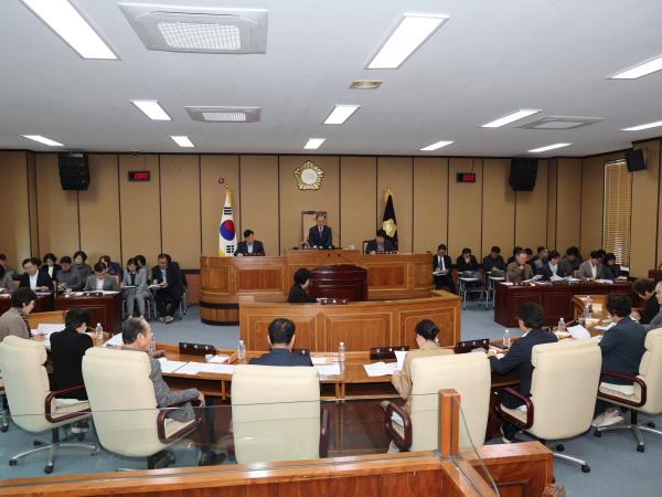 2025.11.07. 제344회 하동군의회 임시회 제2차 본회의  2