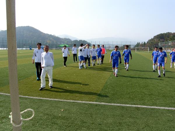 '13년(11.15일) 협회장기 직장별 축구대회 군청팀과 3:2 아쉬움을 남기고