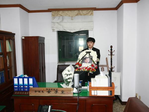 故 김효규부의장님 삼가 명복을 빕니다.