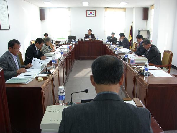 제218회 제2차정례회 예산결산특별위원회 장면