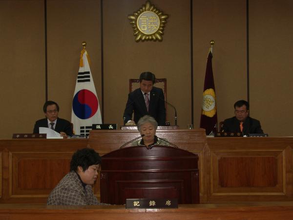 218회(2차정례회) 1차본회의 상반기 행정사무감사 처리결과보고서임수의원 질의)