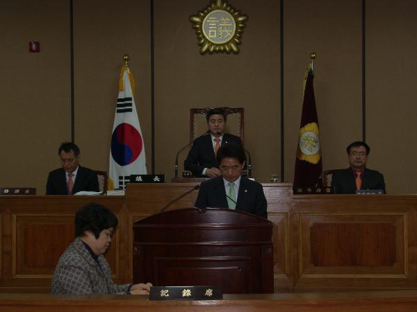 제220회 하동군의회 임시회 제1차본회의(김진태의원)
