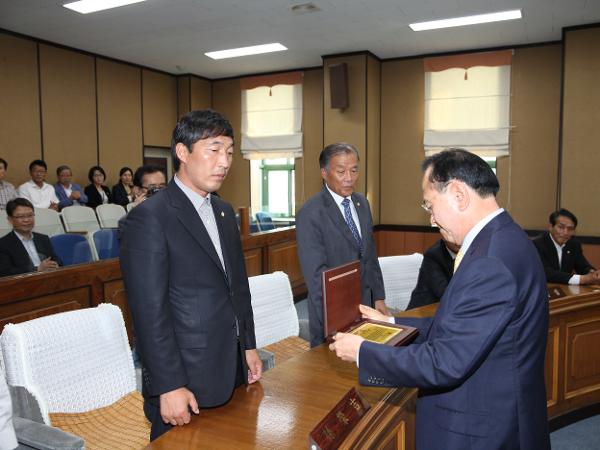 제6대 폐원식('14. 6.26)본회의장