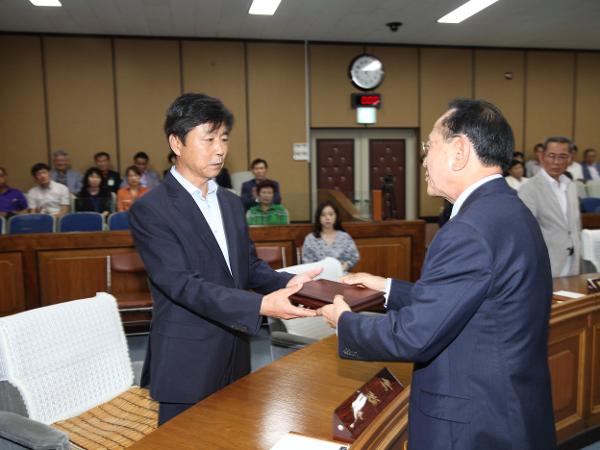 제6대 폐원식('14. 6.26)본회의장