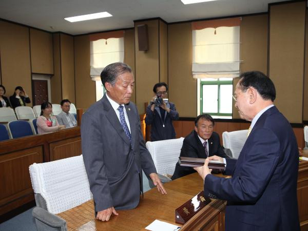 제6대 폐원식('14. 6.26)본회의장