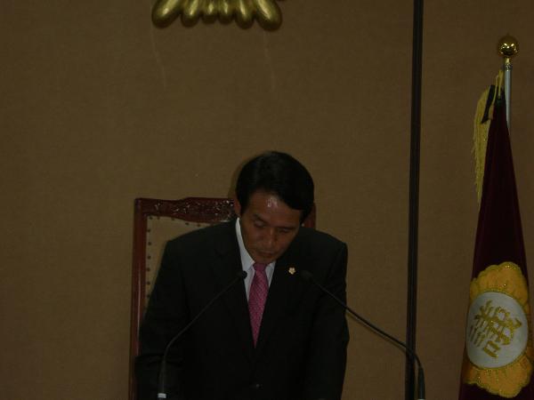 제225회 하동군의회 임시회('14. 7.1-김봉학의장 수락인사)