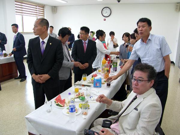 제7대 하동군의회 개원 다과회('14. 7.1, 특별위원회실)