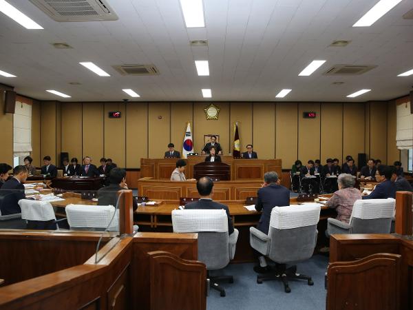 2014.10.31. 제229회 하동군의회 제2차 본회의