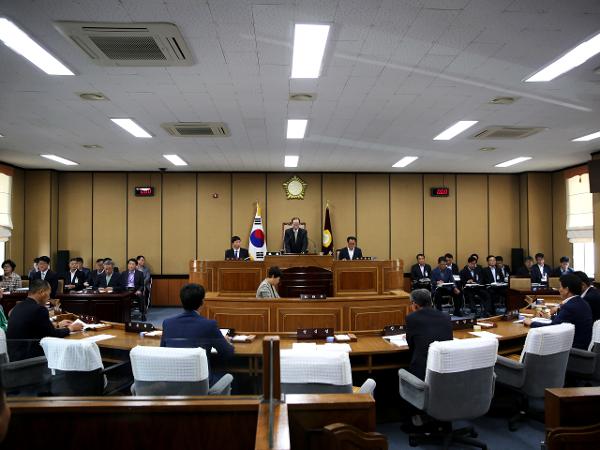 2015.06.10. 제235회 하동군의회 임시회 제1차 본회의