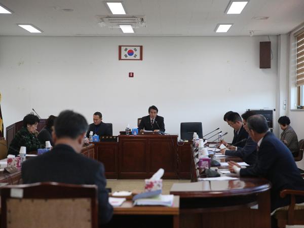 2016. 1. 19. 정례간담회