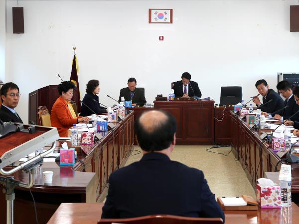 2016. 3. 2. 정례간담회