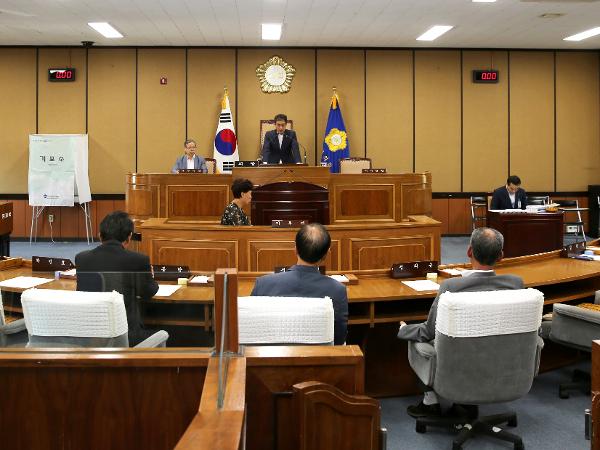 2016.08.25. 제247회 하동군의회 임시회 제1차 본회의