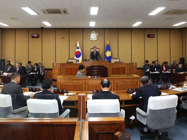 2016. 12. 1. 제251회 하동군의회 제2차 정례회 (손영길 의장 개회사)