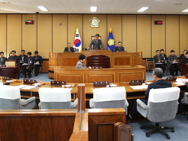 2016. 12. 20. 제252회 하동군의회 임시회 제1차 본회의