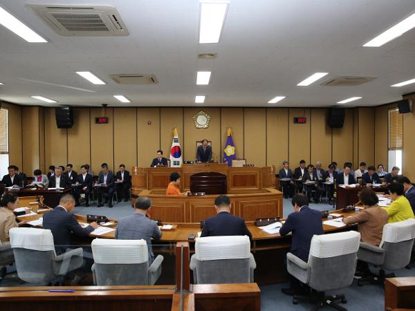 2018.9.5. 제270회 하동군의회 제1차정례회 제1차본회의