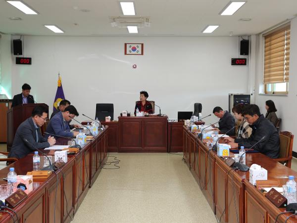 2018.10.22. 하동군의회 의원 공무 국외여행 심의위원회