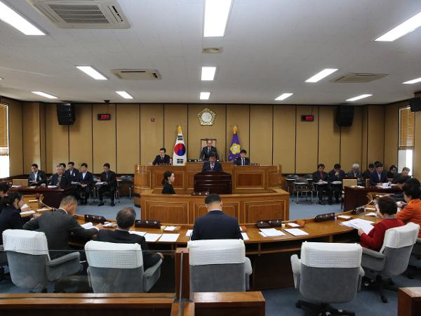 2018.11.2. 제274회 하동군의회 임시회 제2차 본회의
