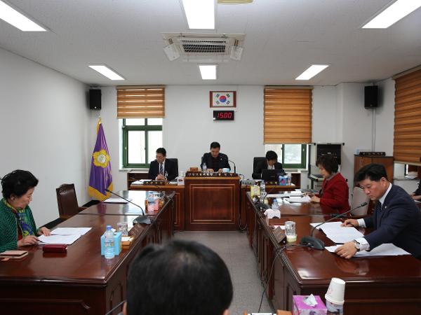 2018.11.21. 제275회 하동군의회 임시회 산업건설위원회