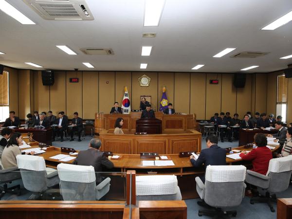 2018.11.26. 제275회 하동군의회 임시회 제2차 본회의