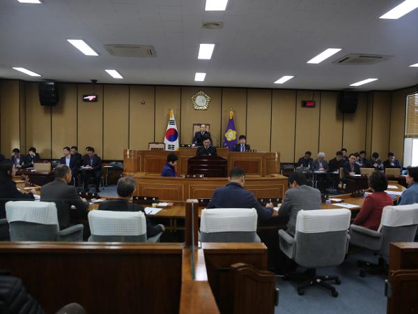 2019. 2. 25. 제278회 하동군의회 임시회