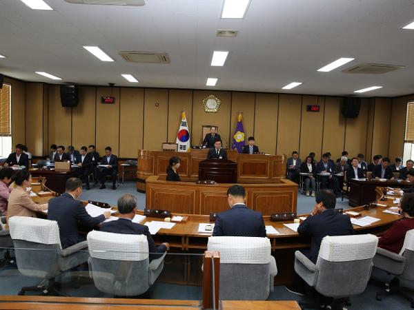 2019. 4. 22. 제280회 하동군의회 임시회 제1차 본회의