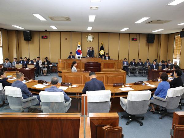 2019. 7. 23. 제282회 하동군의회 임시회 제1차 본회의