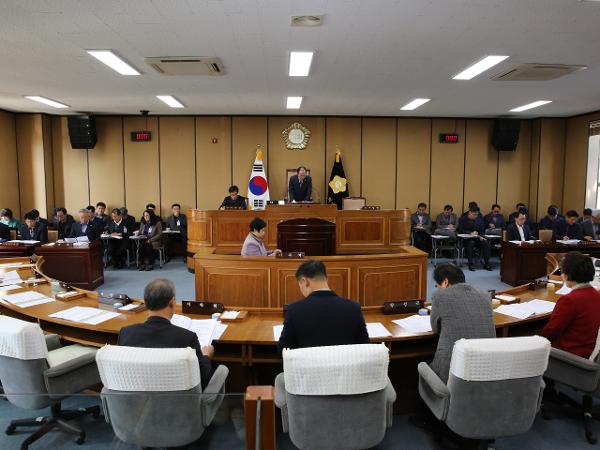 2019. 12. 3. 제286회 하동군의회 제2차정례회 제1차 본회의