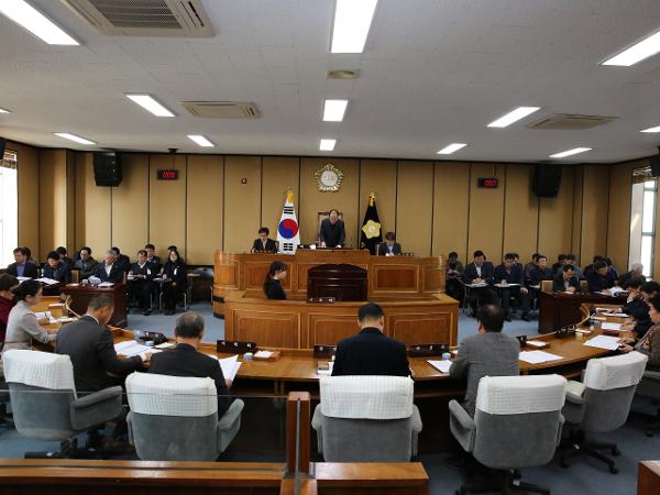 2019. 12. 13. 제286회 하동군의회 제2차 정례회 제2차 본회의